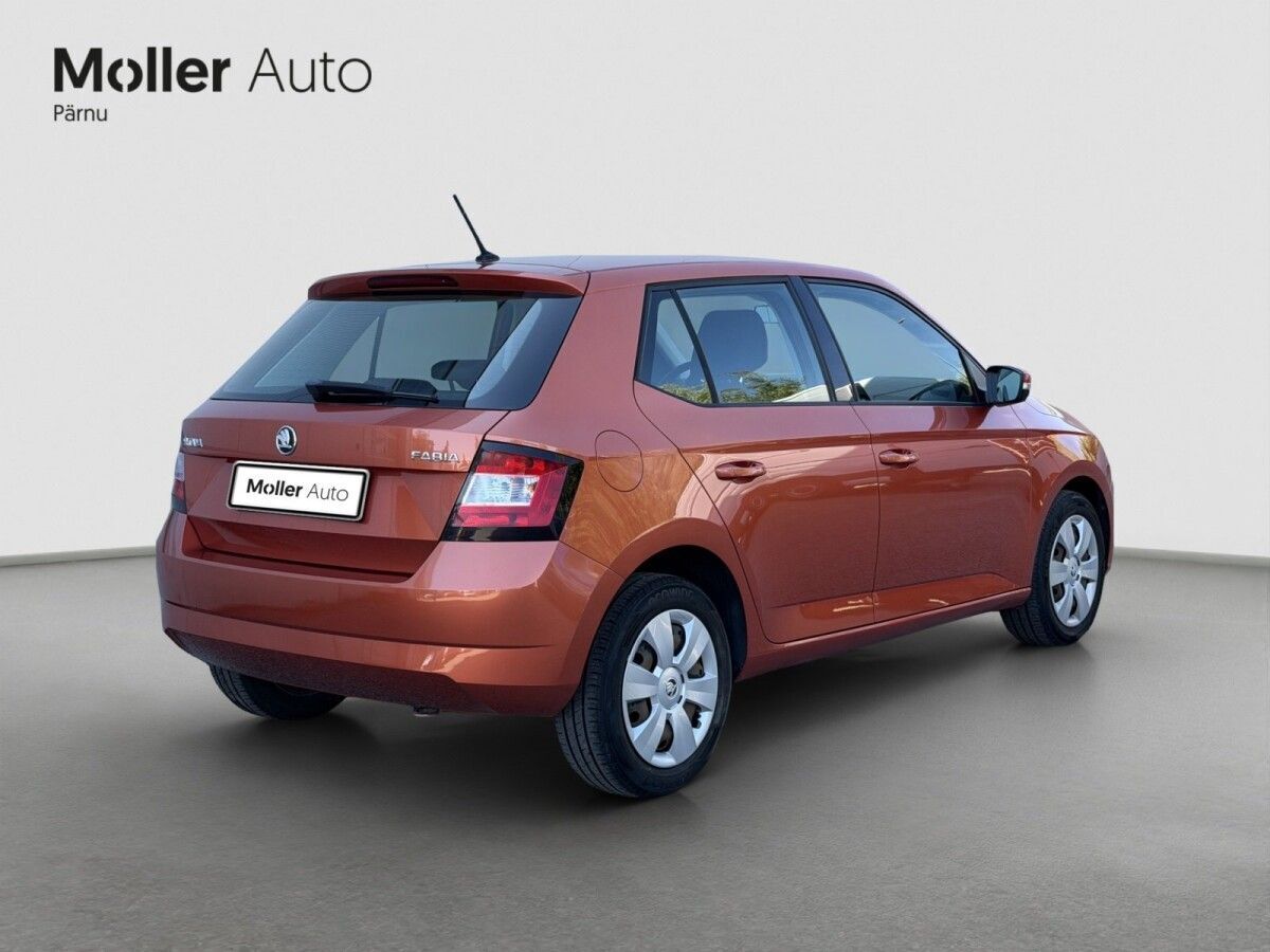 Škoda Fabia 2018, photo 2/10