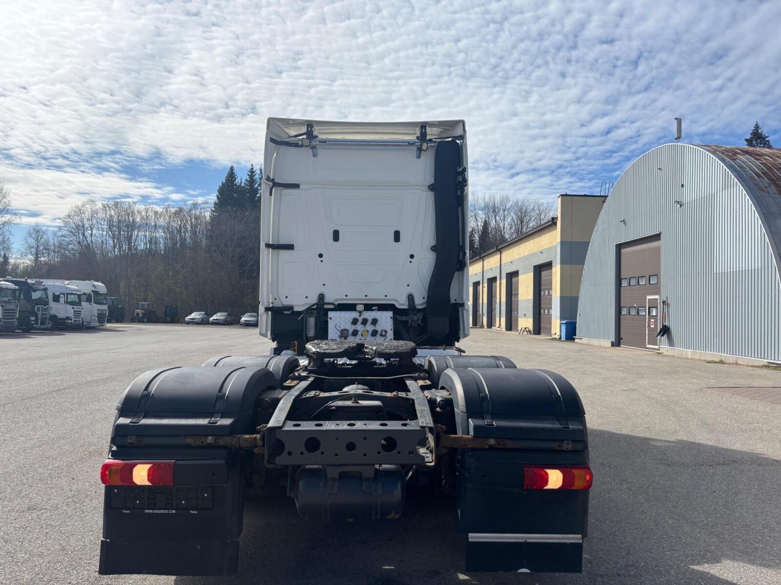 Mercedes-Benz Actros 2015, kuva 5/10