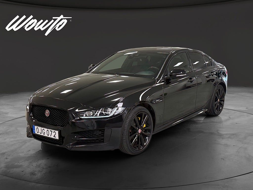 Jaguar XE 25t AWD 250HK R-Sport /Median /B-Kamera 184kW