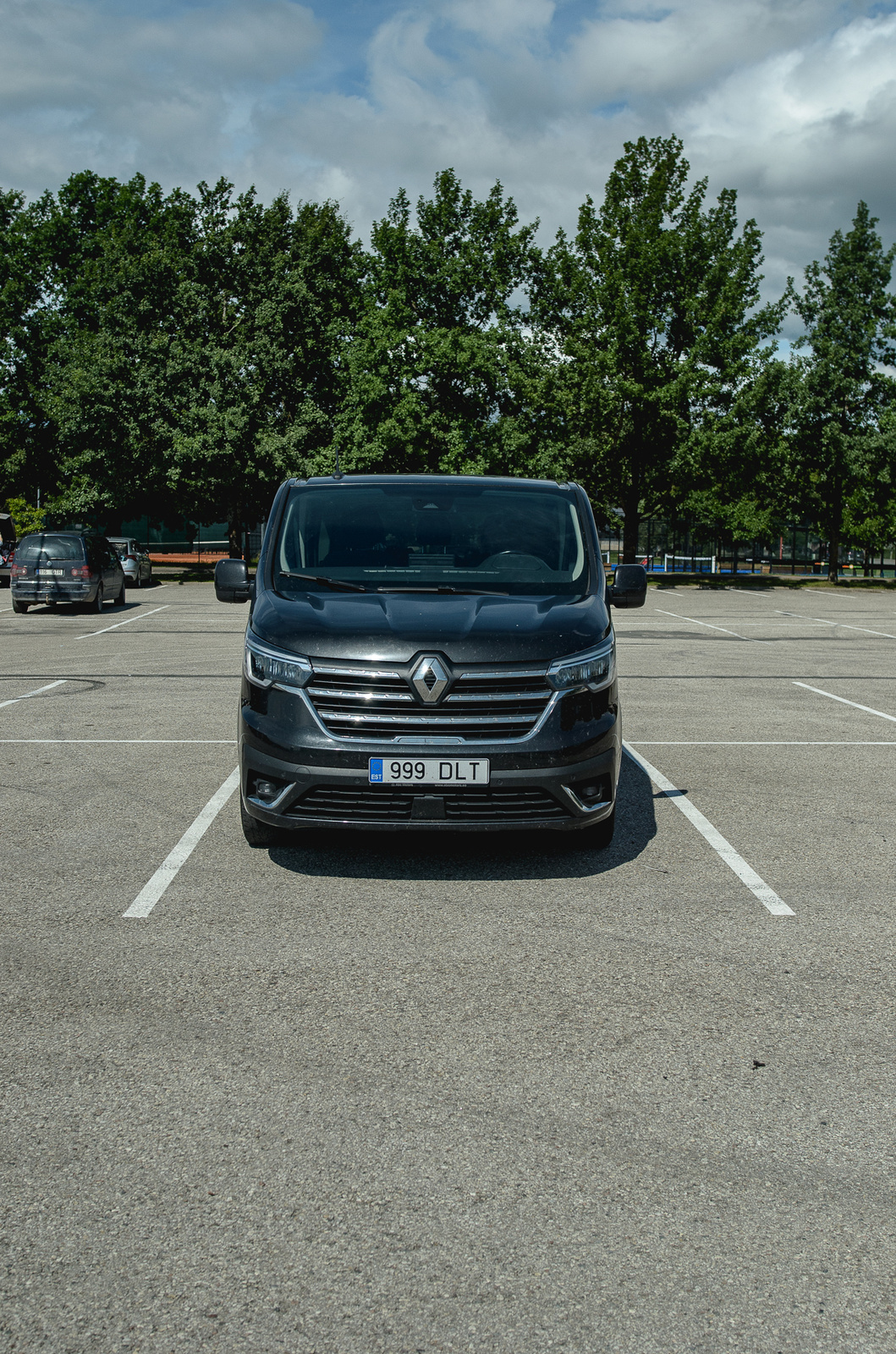Renault Trafic 2021, photo 2/10