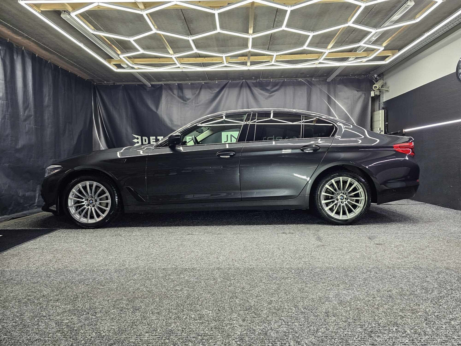 BMW 530 2018, kuva 3/14
