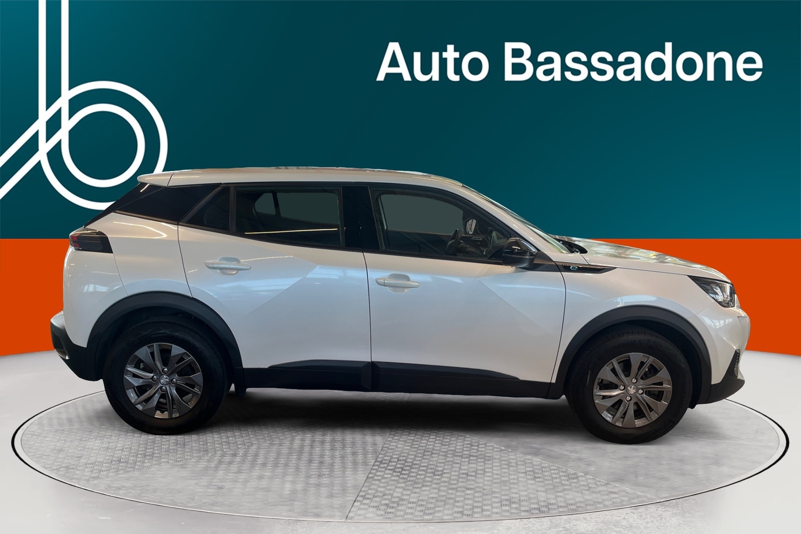 Peugeot 2008 2023, photo 6/20