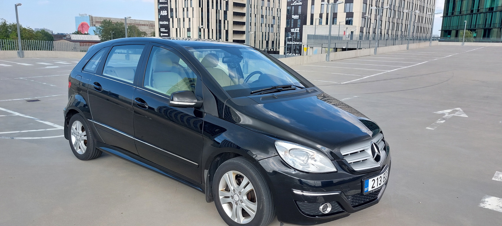 Mercedes-Benz B 180 1.7 85kW