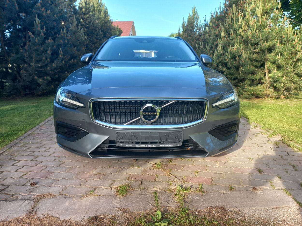 Volvo V60 2019, kuva 2/12