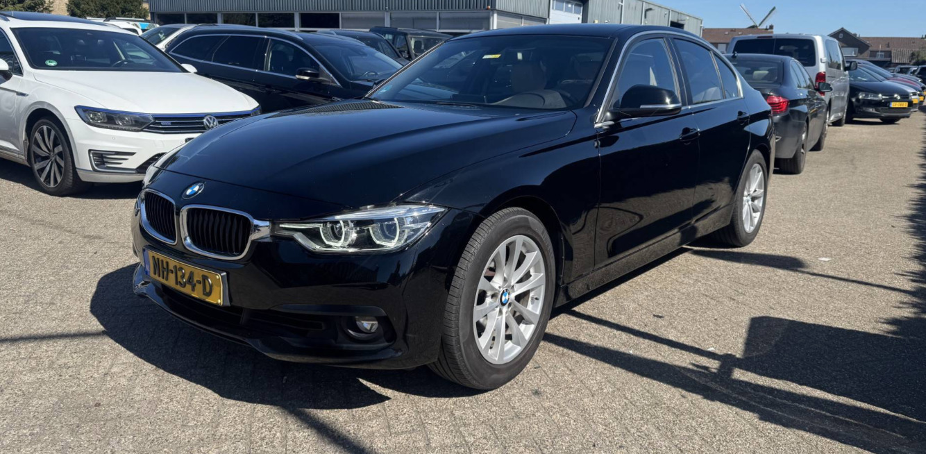 BMW 318