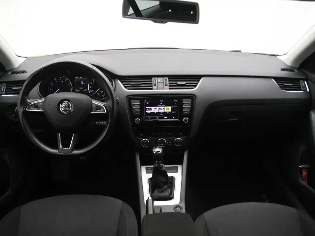 Škoda Octavia 2016, photo 2/30