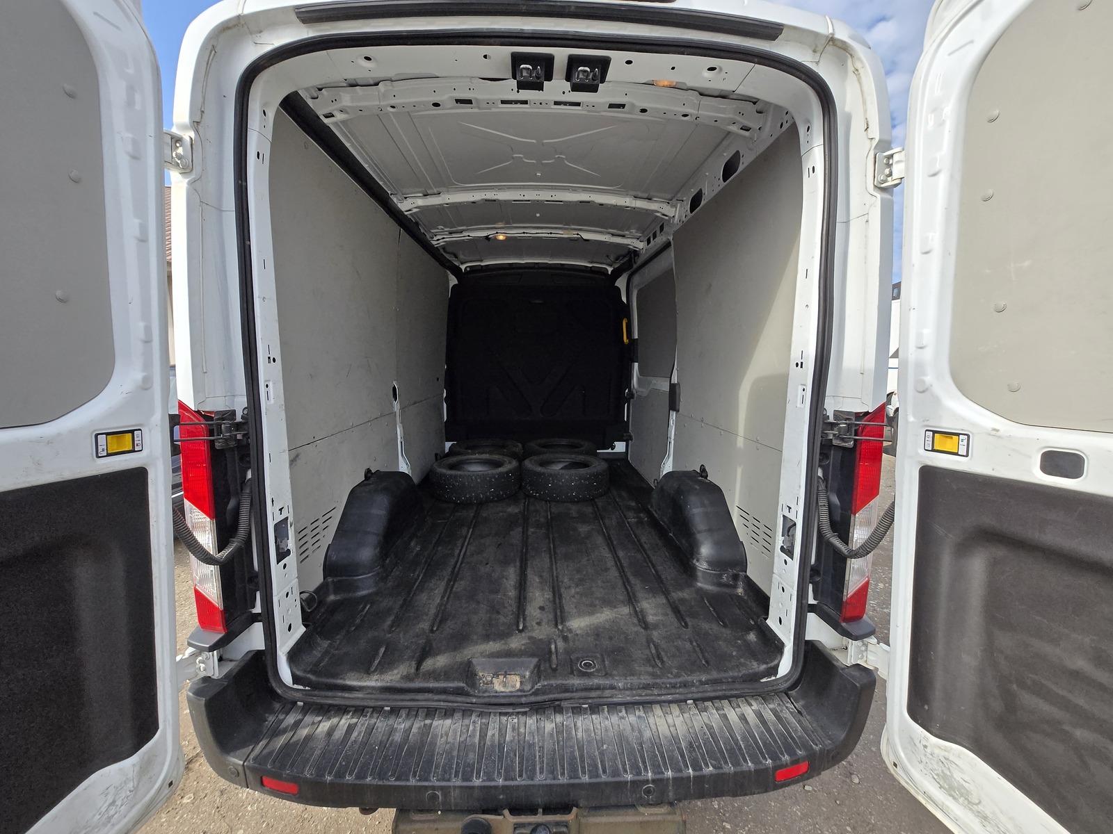 Ford Transit 2020, kuva 7/11