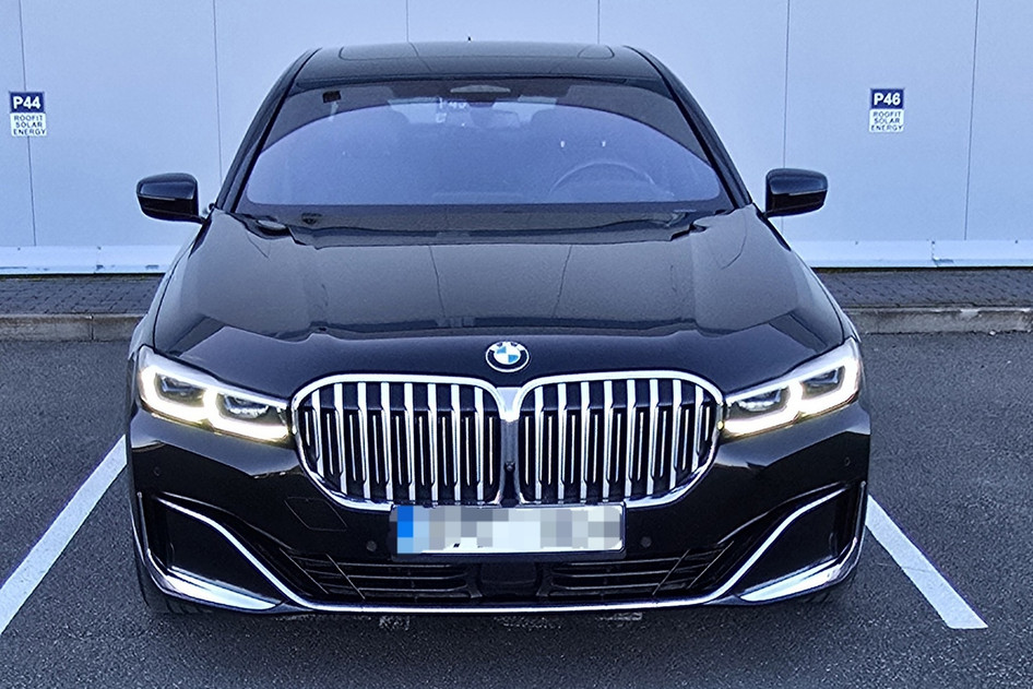 BMW 730, 2022, 210 kW, дизель, автомат, задний привод