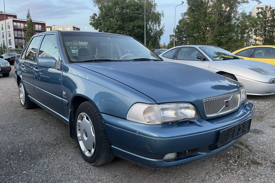 Volvo S70, 1998, 2.4, 103 kW, petrol, automatic, front-wheel drive
