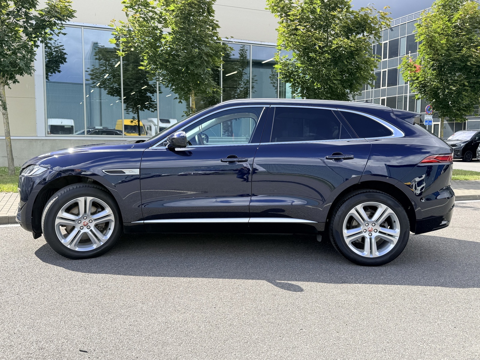 Jaguar F-Pace 2022, photo 4/10