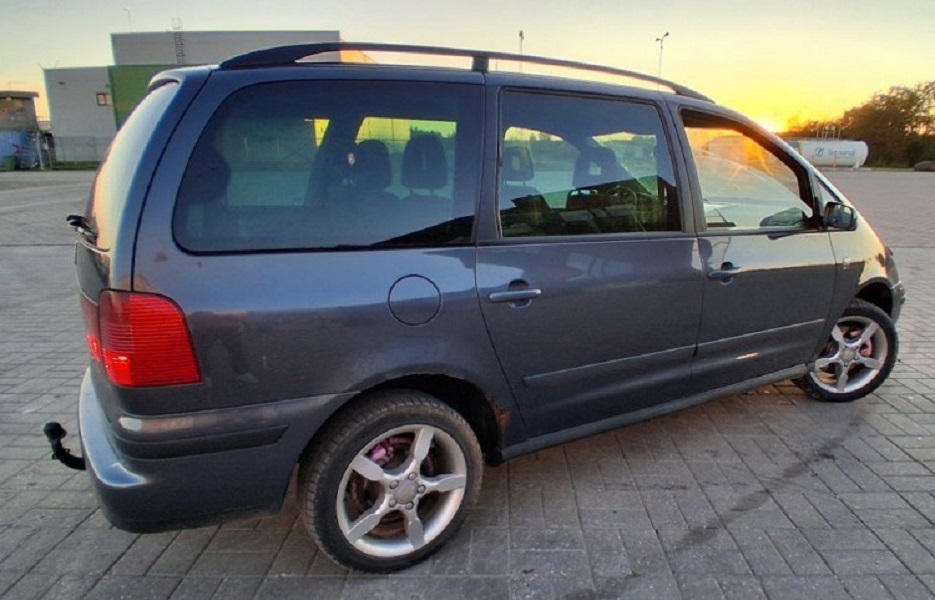 SEAT Alhambra 2008, photo 4/10