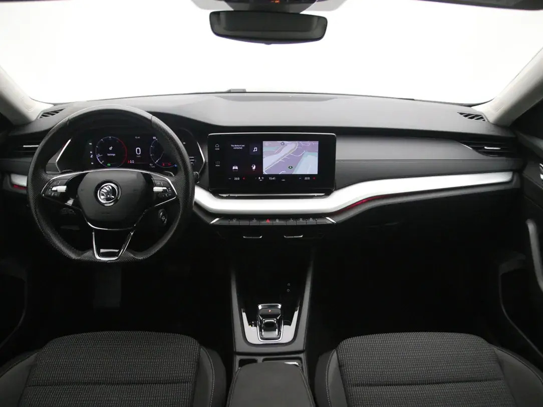 Škoda Octavia 2022, photo 2/31