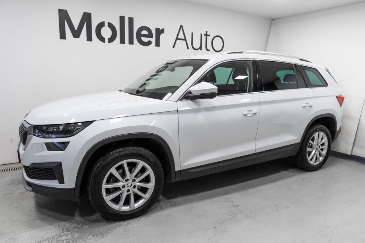 Škoda Kodiaq 2023, photo 2/10