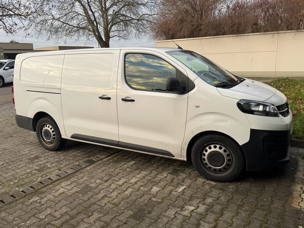 Opel Vivaro 2021, kuva 7/9
