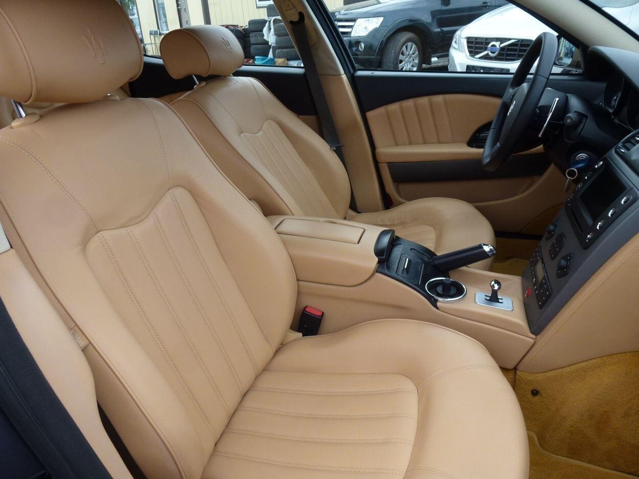 Maserati Quattroporte 2004, photo 5/6