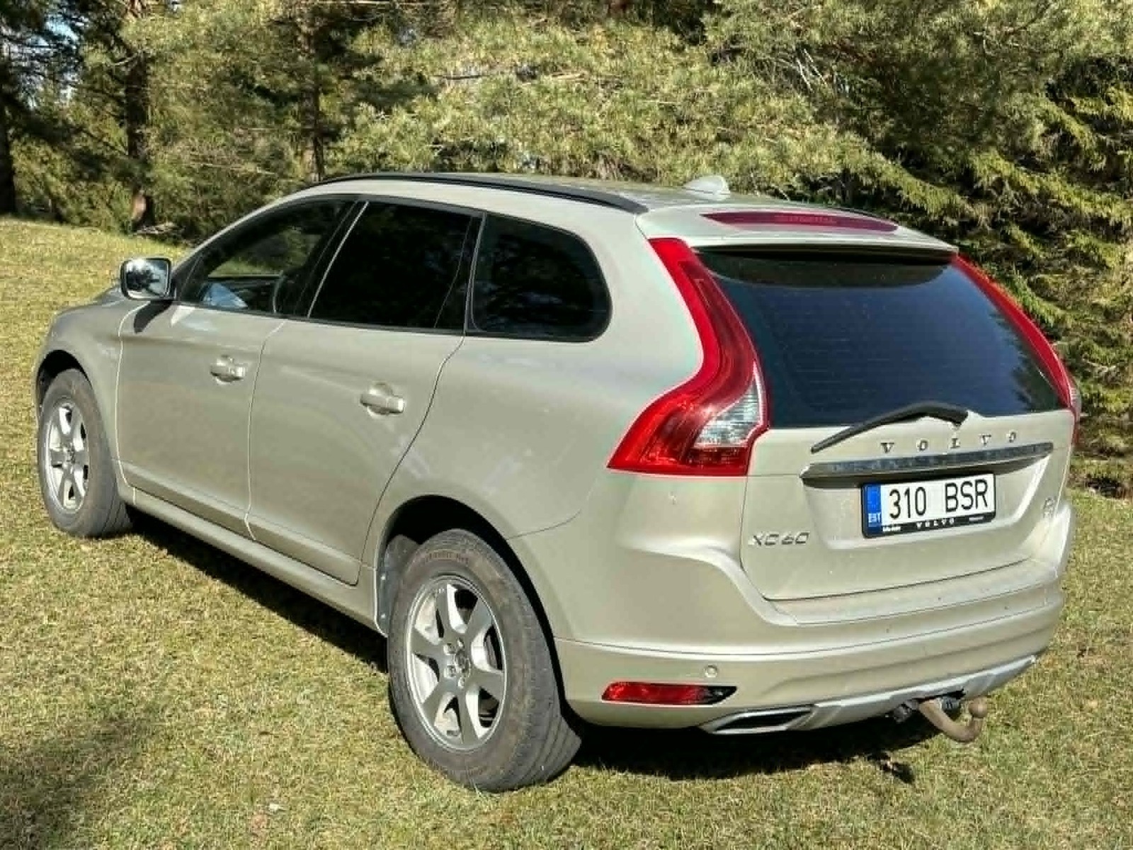 Volvo XC60 2016, photo 3/5