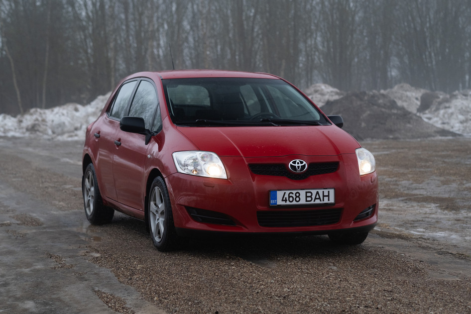 Toyota Auris, 2007, 1.6, 91 kW, бензин, механическая, передний привод
