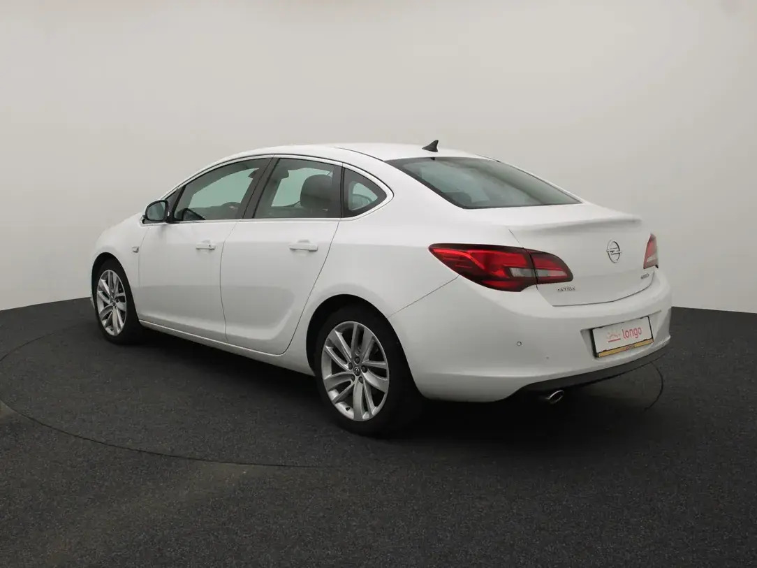 Opel Astra Sport + 1.4 103kW 2015, kuva 7/31