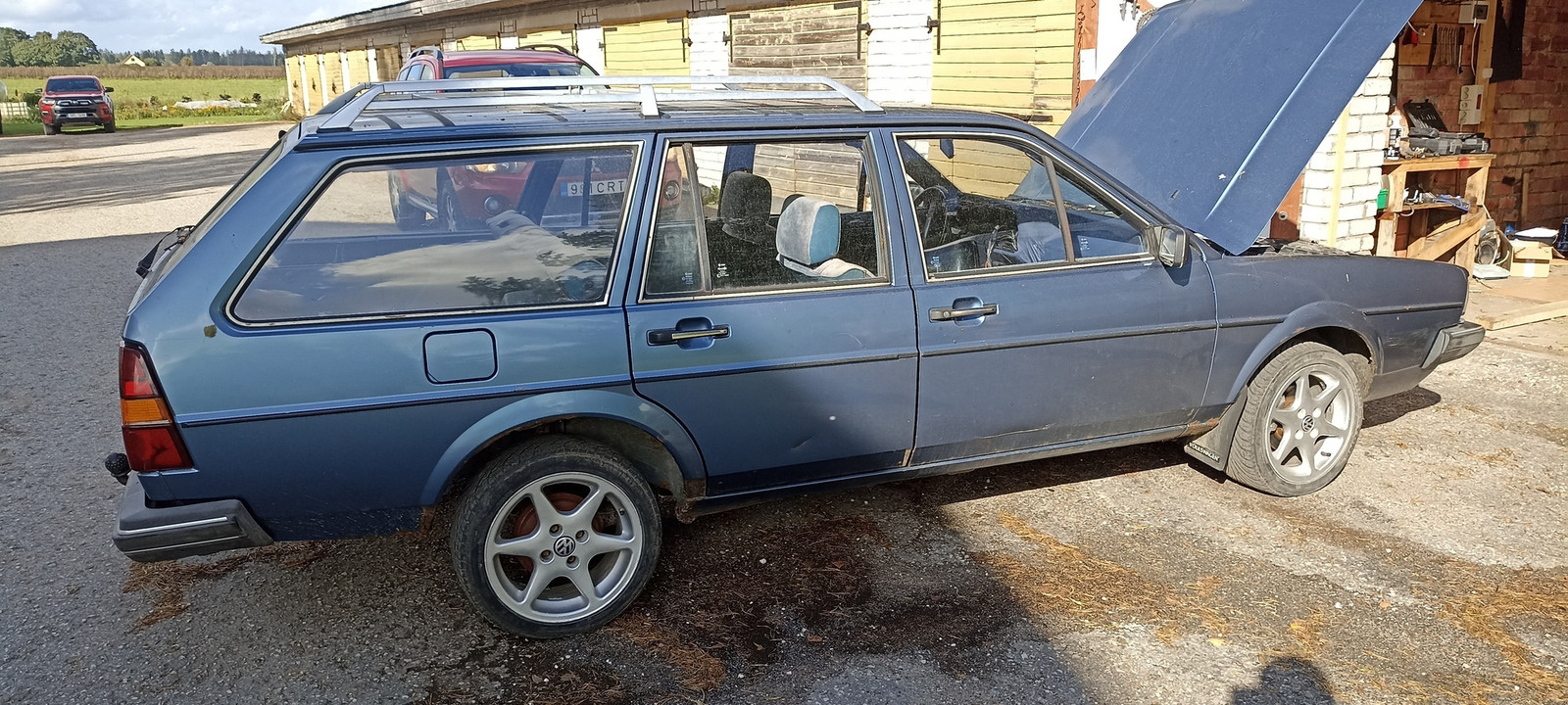 Volkswagen Passat 1983, photo 6/10