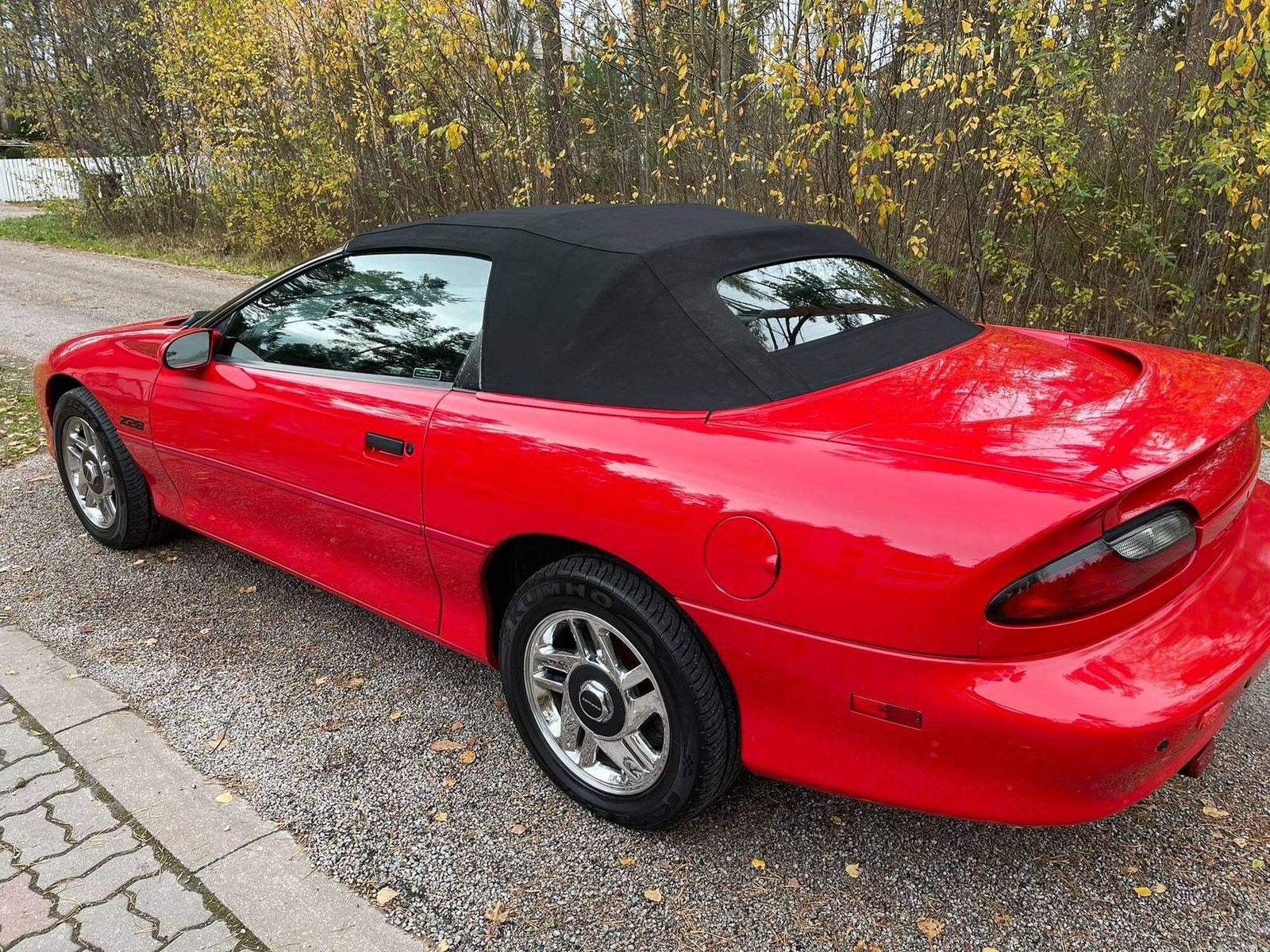 Chevrolet Camaro 1996, kuva 2/10