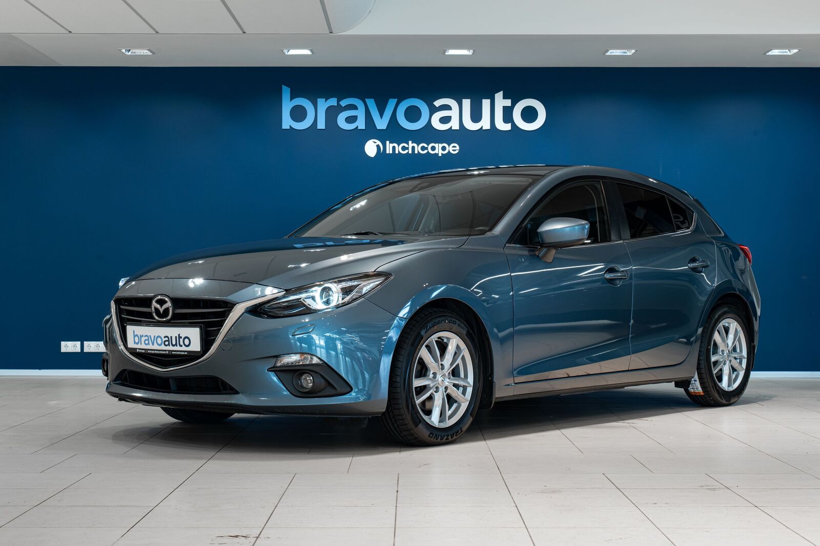 Mazda 3 Premium Skyactiv-G 2.0 88kW broneeritud