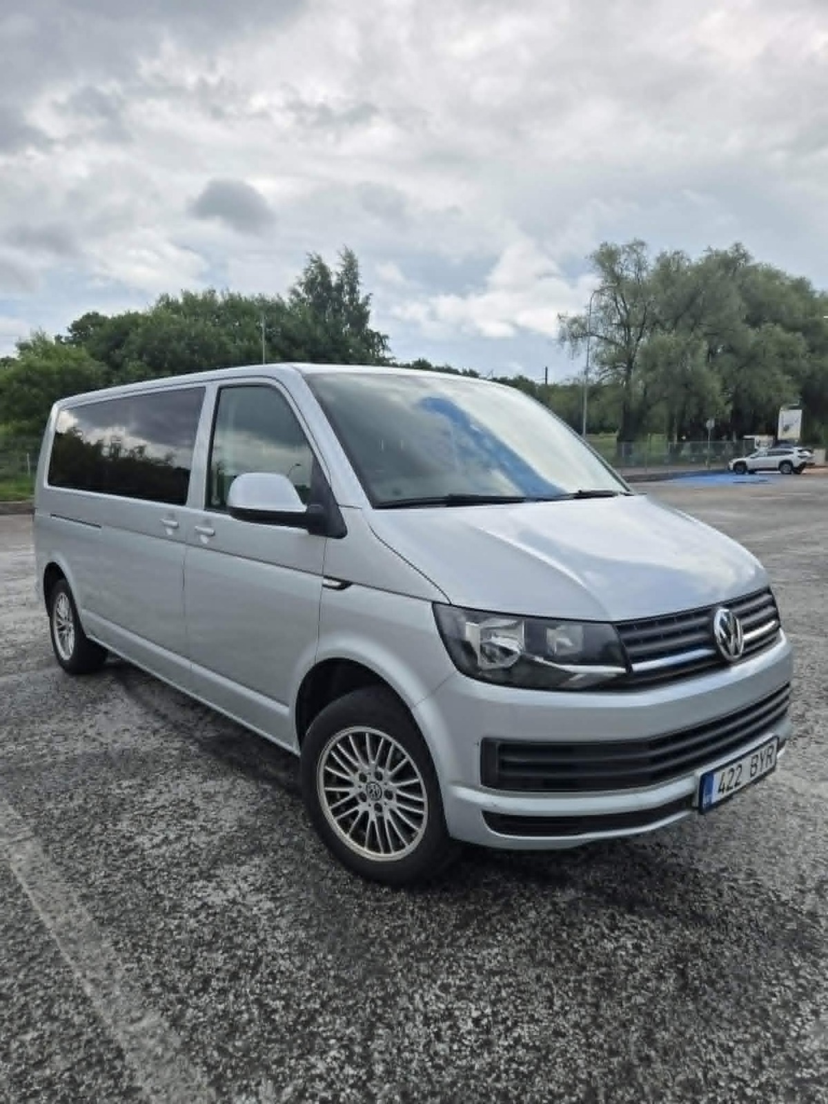 Volkswagen Transporter 2017, kuva 3/10