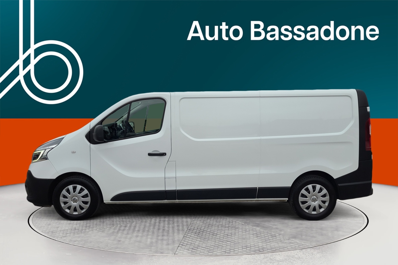 Renault Trafic 2021, kuva 2/29