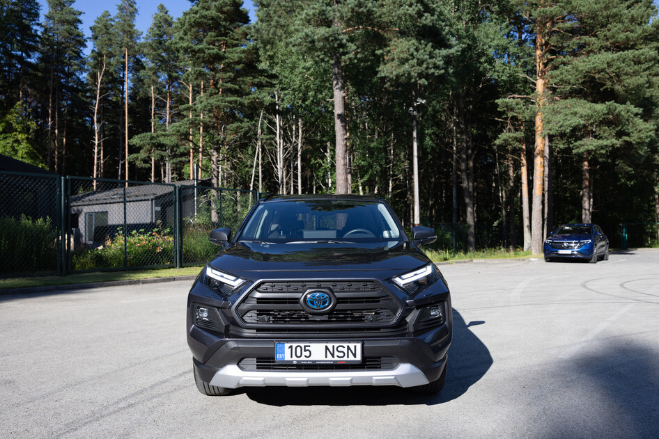 Toyota RAV4, 2023, 2.5, 131 kW, hübriid (bensiin/elekter), automaat, nelikvedu