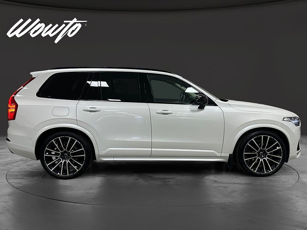Volvo XC90 2022, photo 3/16