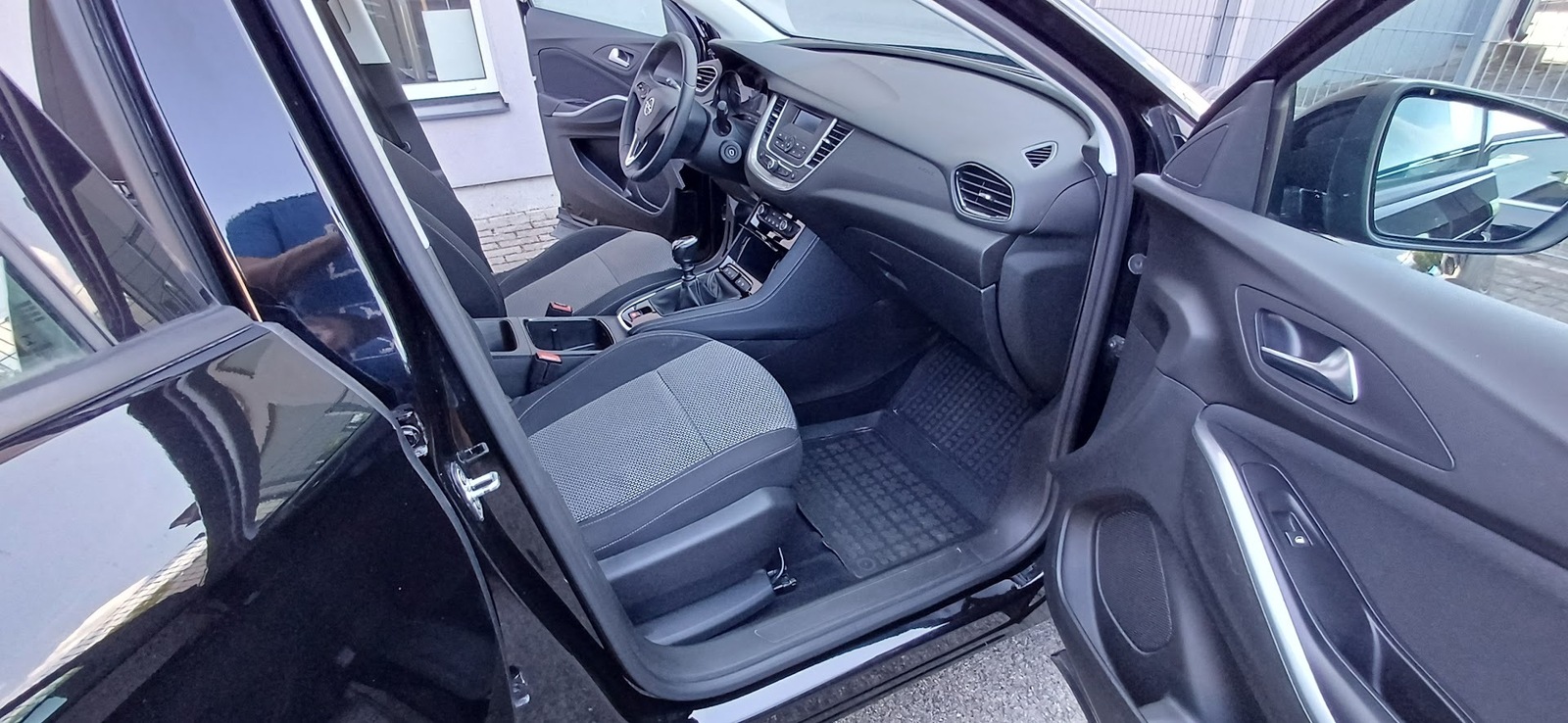 Opel Grandland X 2019, kuva 7/10