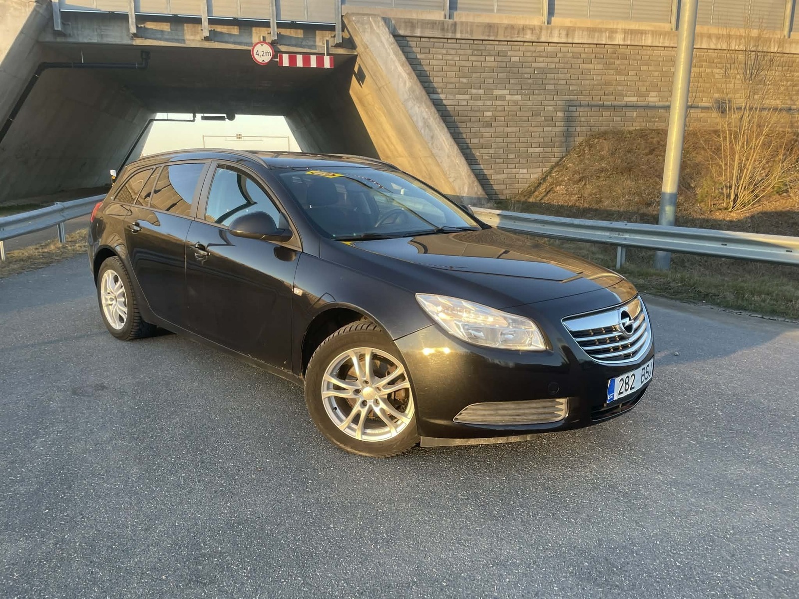 Opel Insignia 2011, photo 3/12