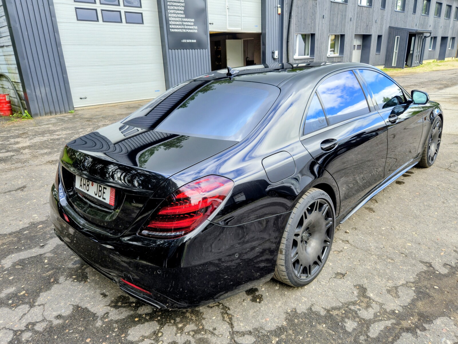 Mercedes-Benz SL 560 2017, kuva 4/10