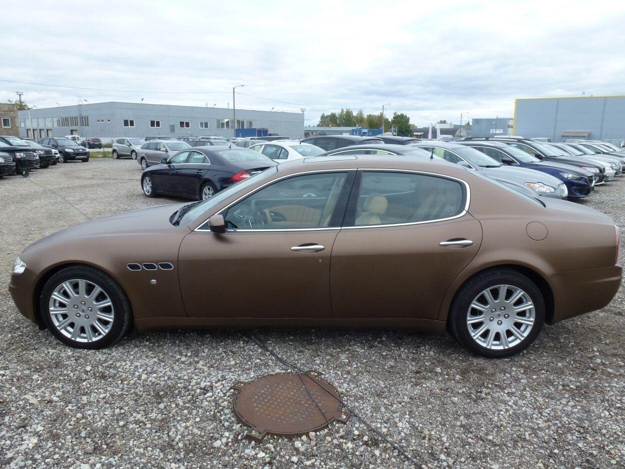 Maserati Quattroporte 2004, photo 4/6