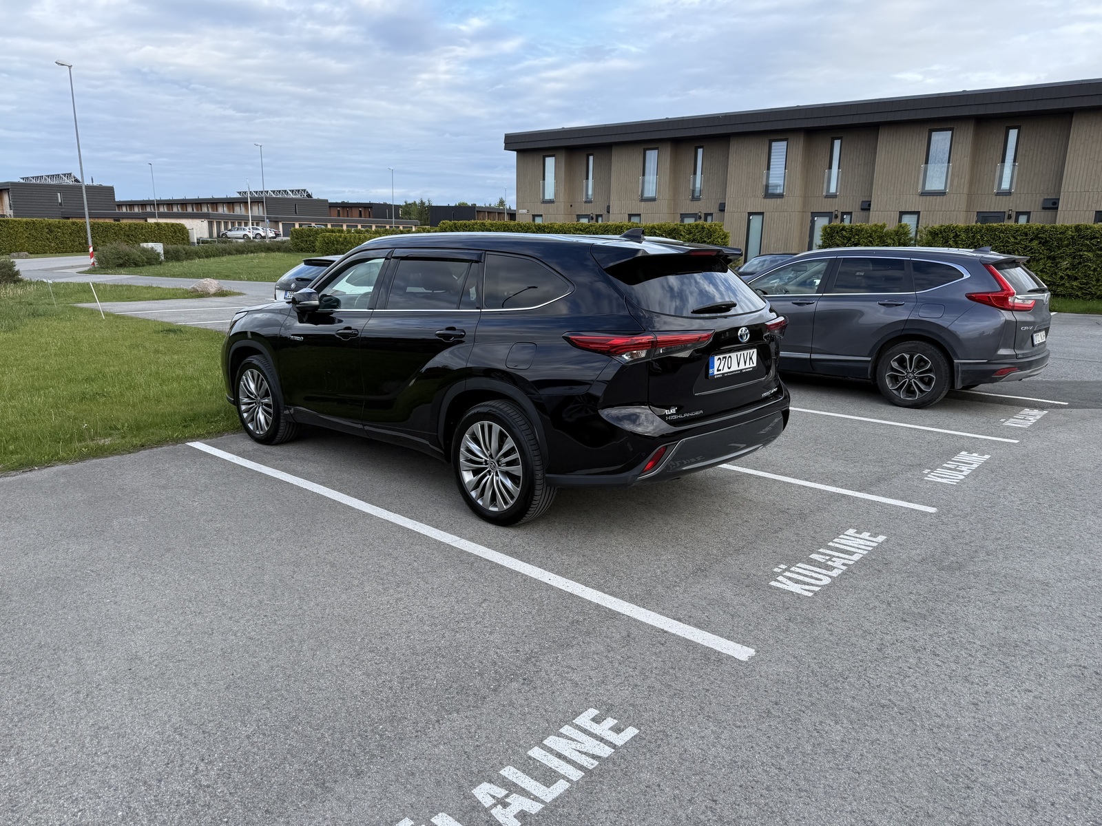 Toyota Highlander 2021, photo 4/10