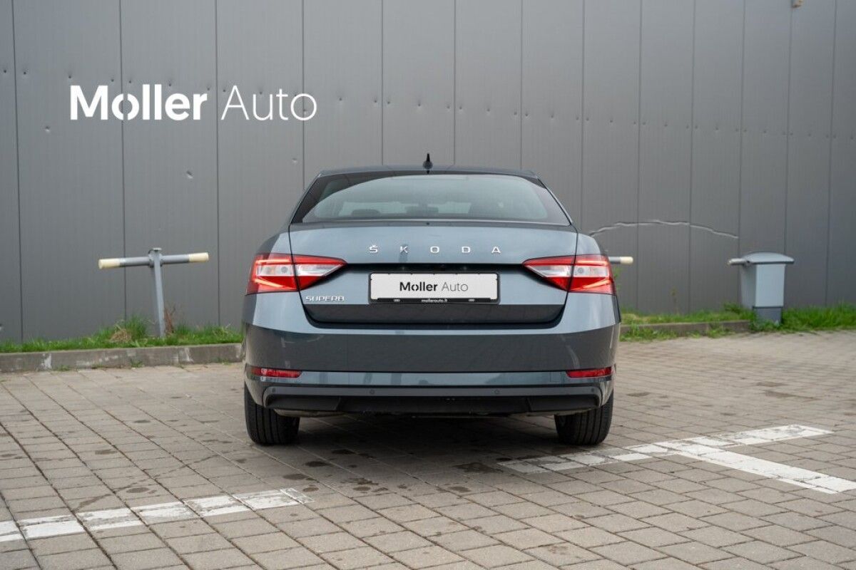 Škoda Superb 2019, photo 5/21