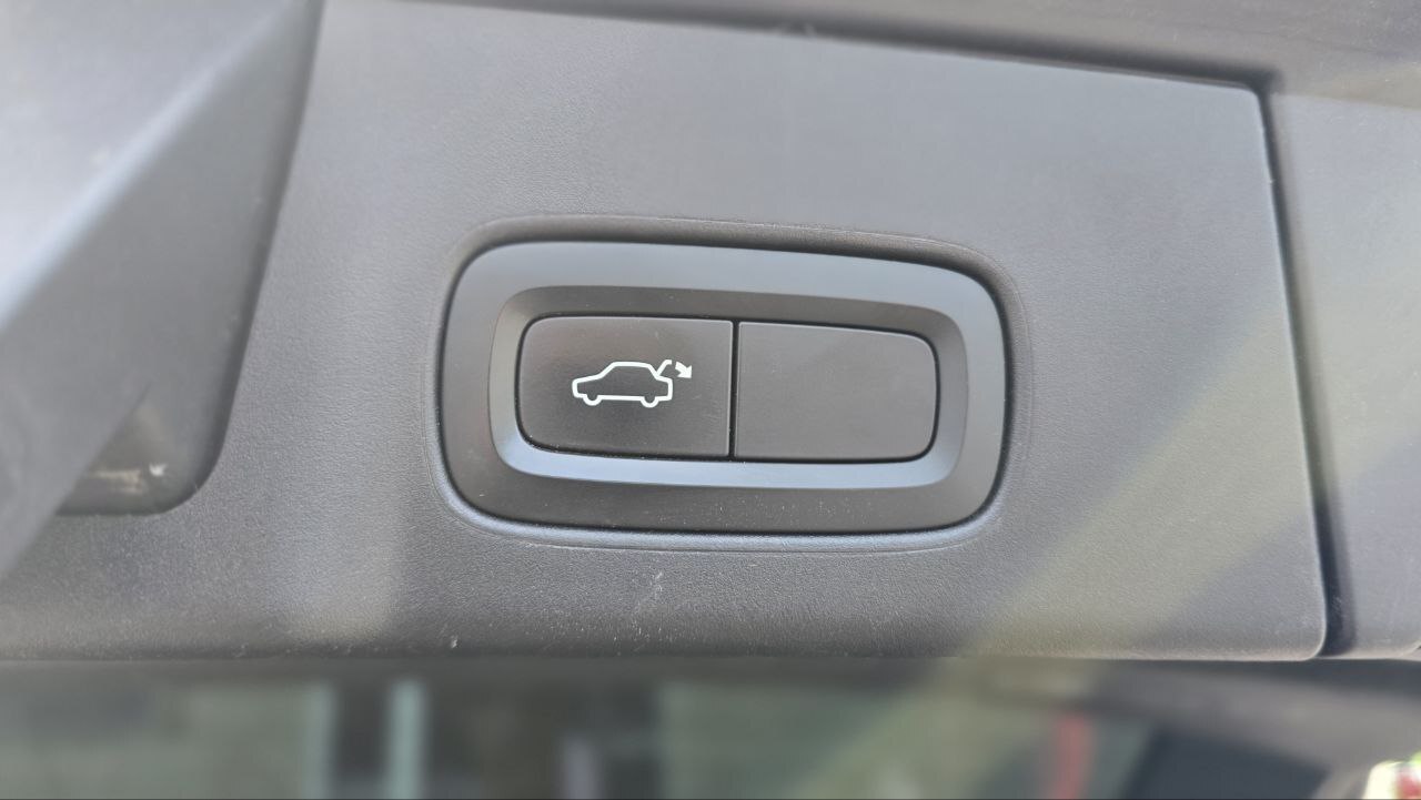 Volvo V90 2017, photo 7/10