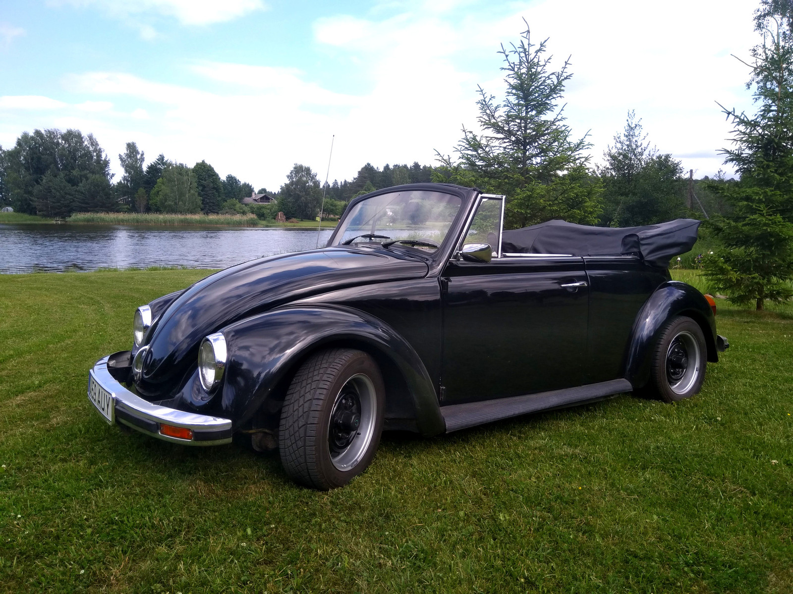 Volkswagen Beetle Käfer 1.5 32kW