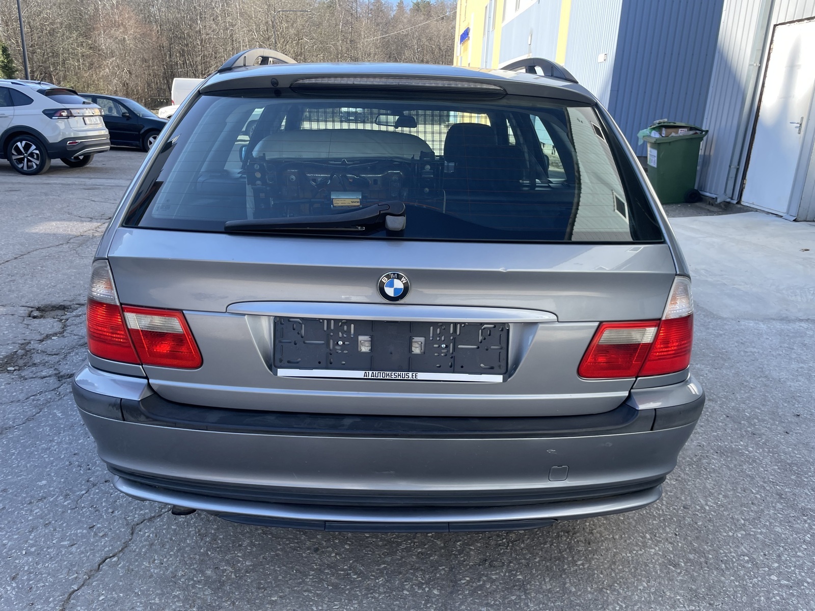 BMW 320 2003, photo 7/10