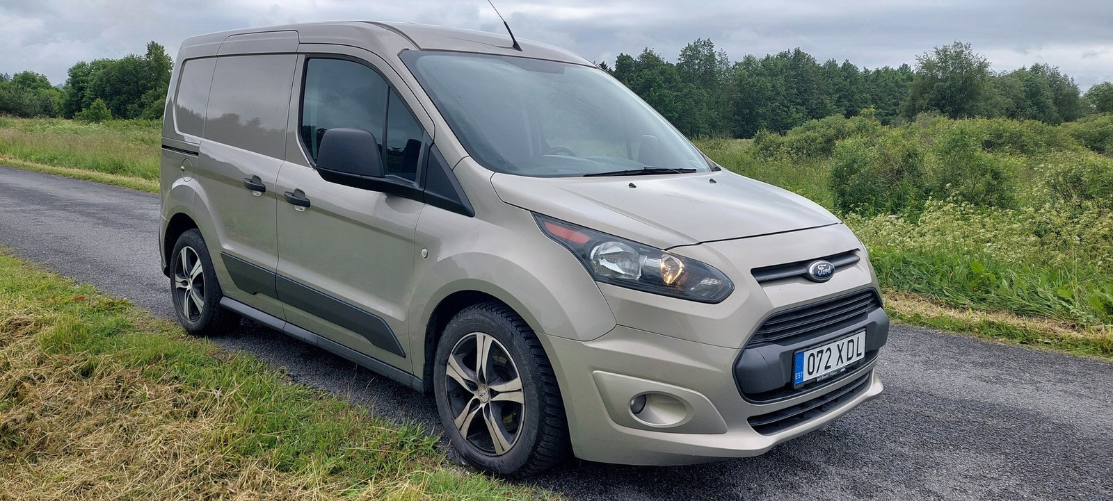 Ford Transit Connect 2016, kuva 3/8