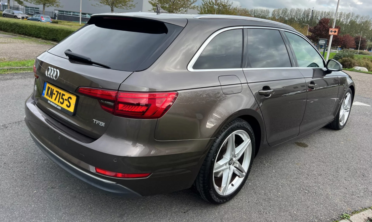 Audi A4 2016, photo 3/7
