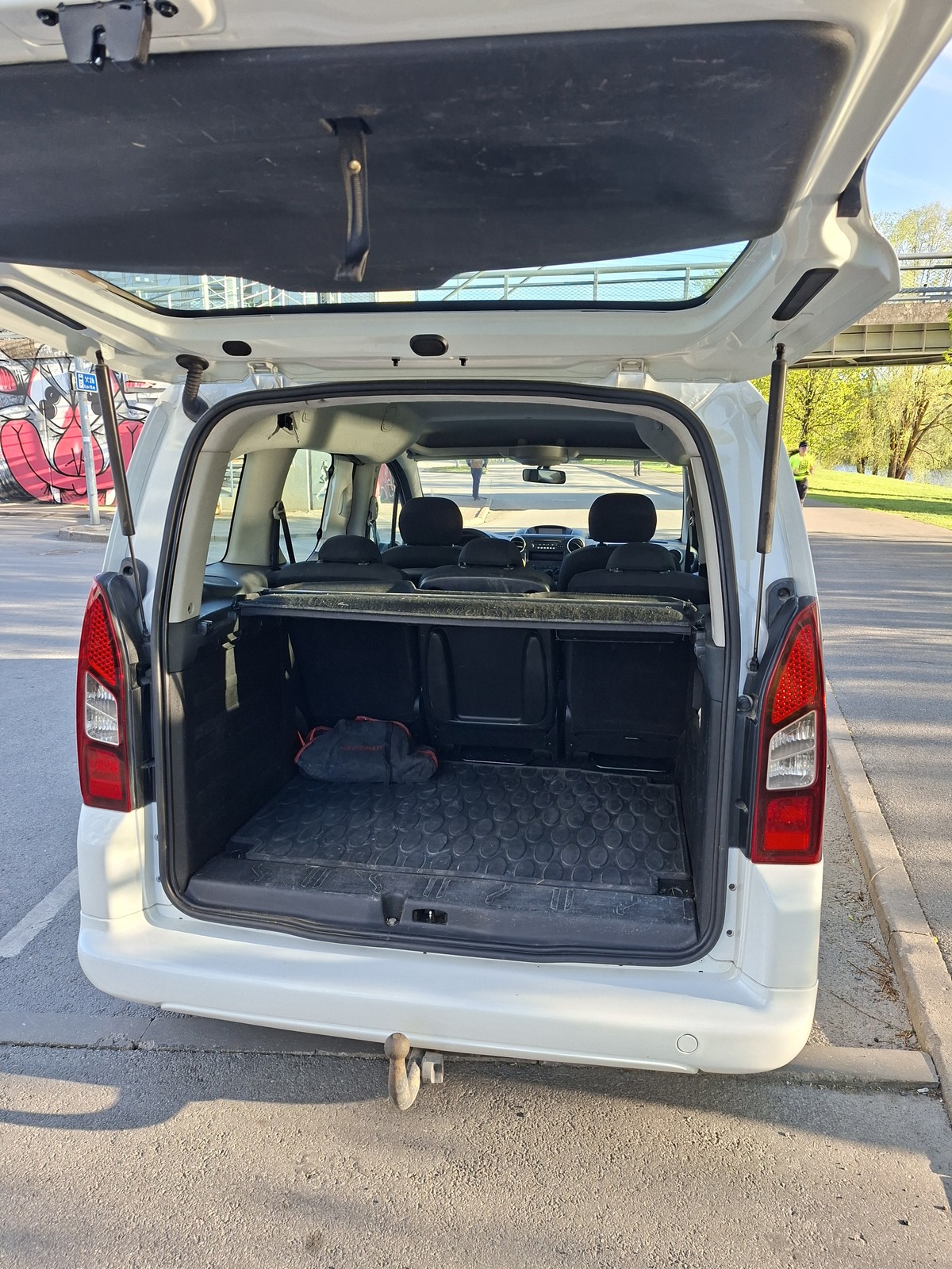 Peugeot Partner 2015, kuva 4/6