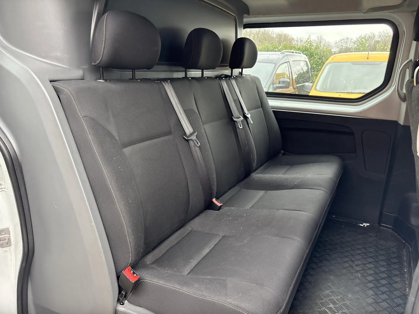 Renault Trafic 2016, photo 5/8