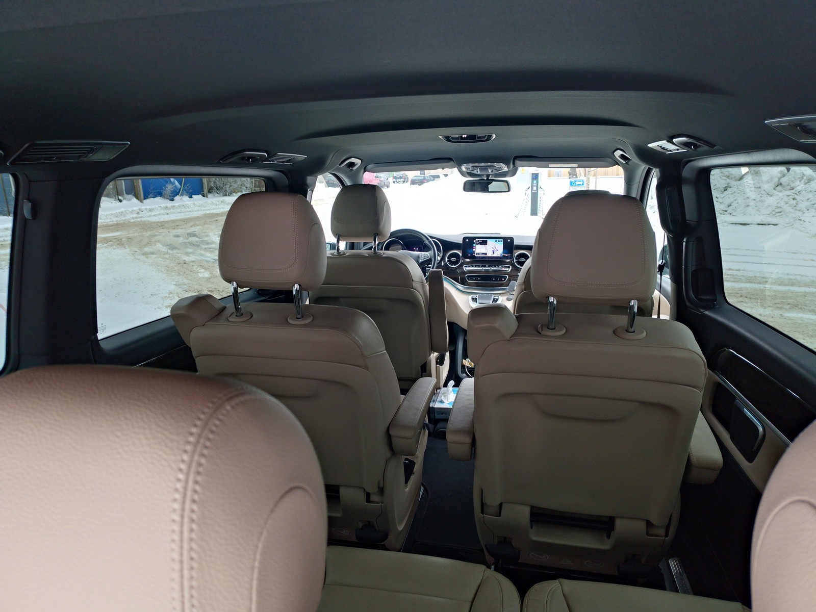 Mercedes-Benz V 250 2022, kuva 6/14