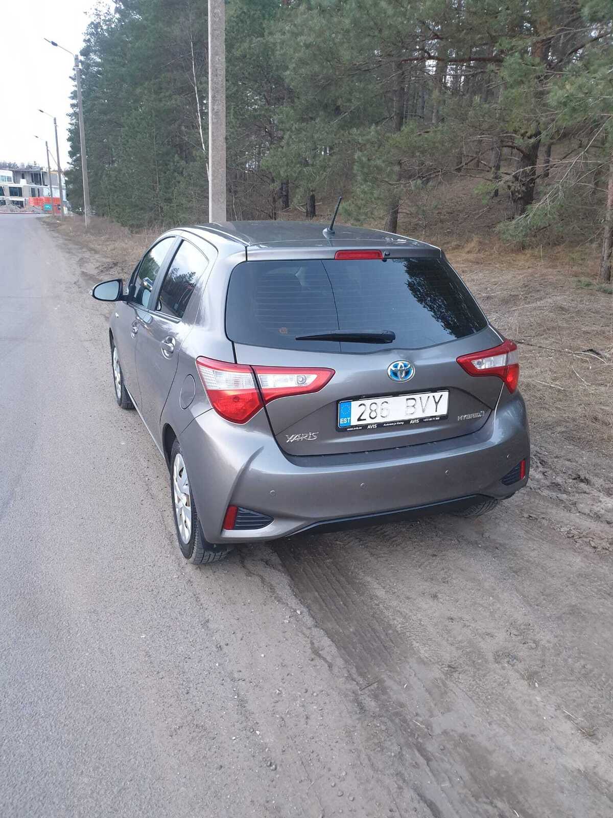 Toyota Yaris 2017, photo 6/15