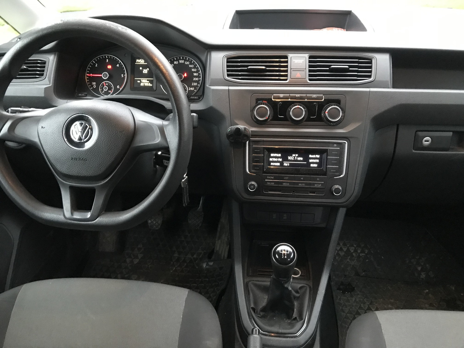 Volkswagen Caddy 2016, kuva 8/8