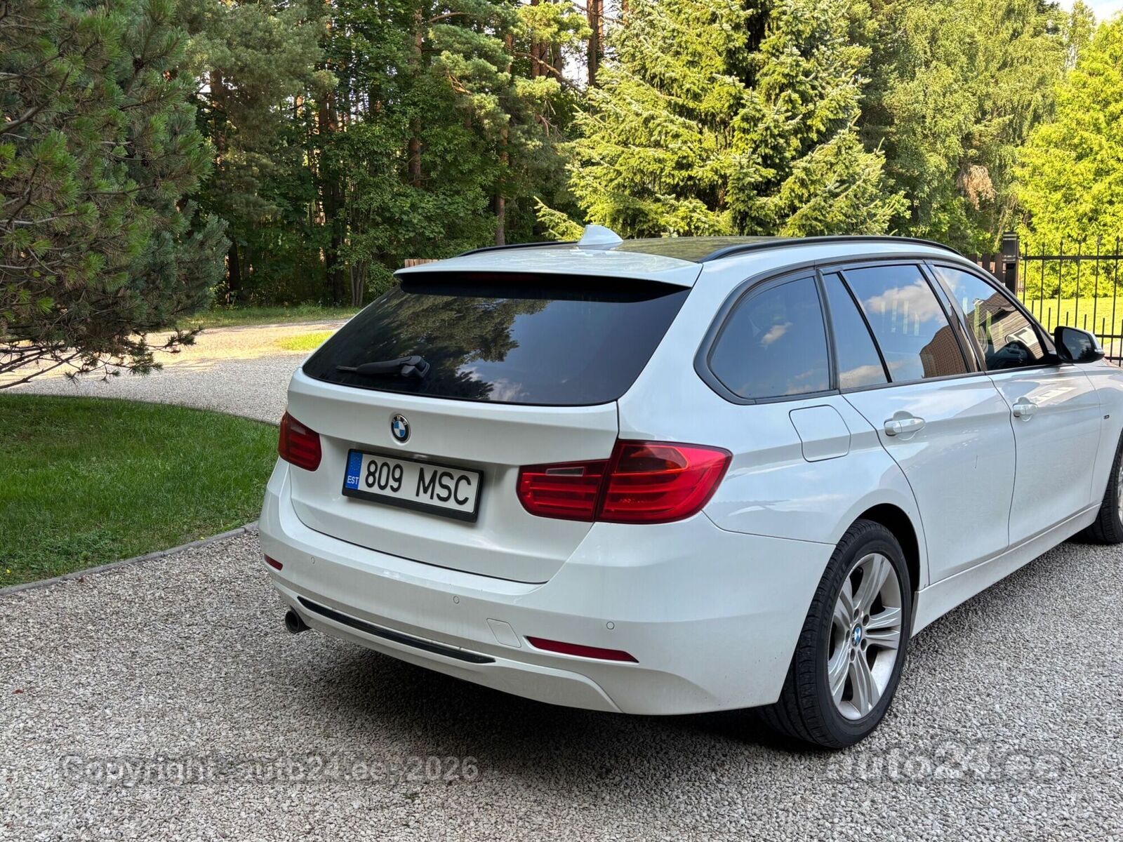 BMW 318 2013, kuva 3/6