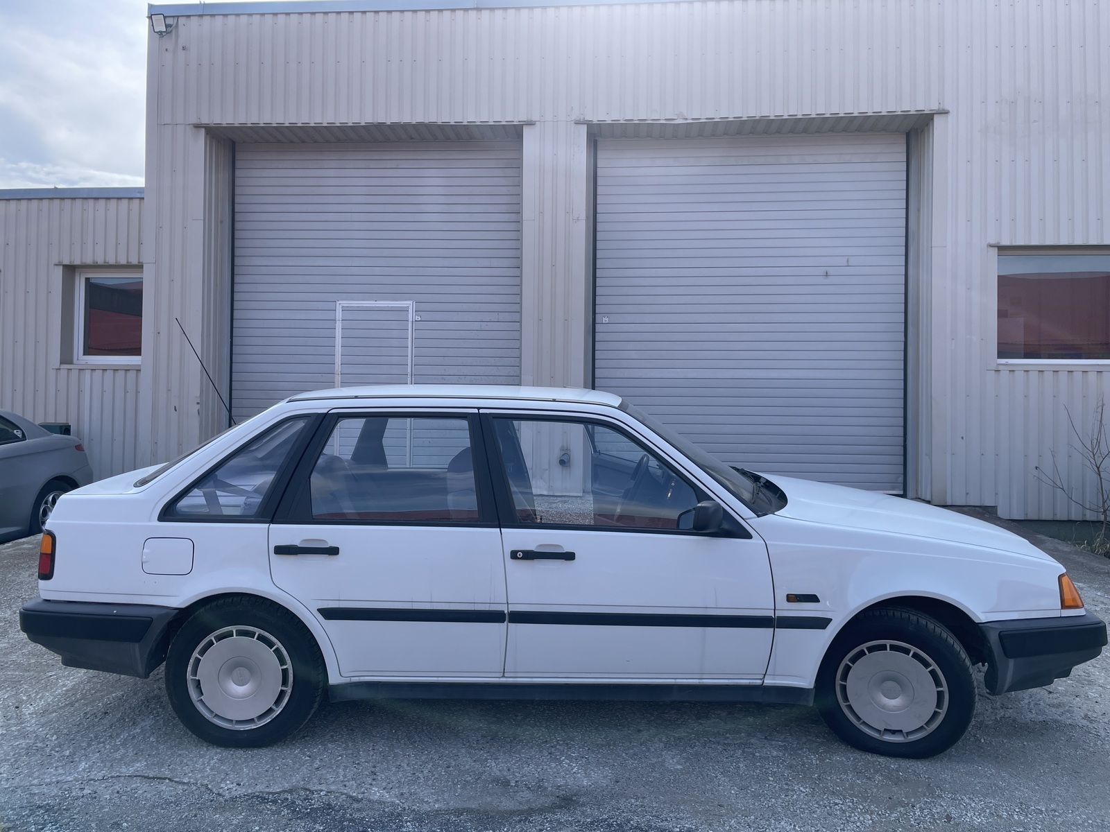 Volvo 440 GL 1991, photo 3/32