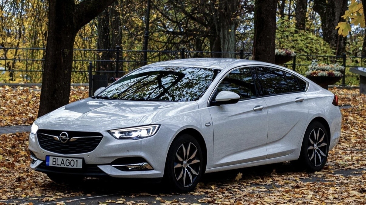 Opel Insignia 2018, photo 2/5