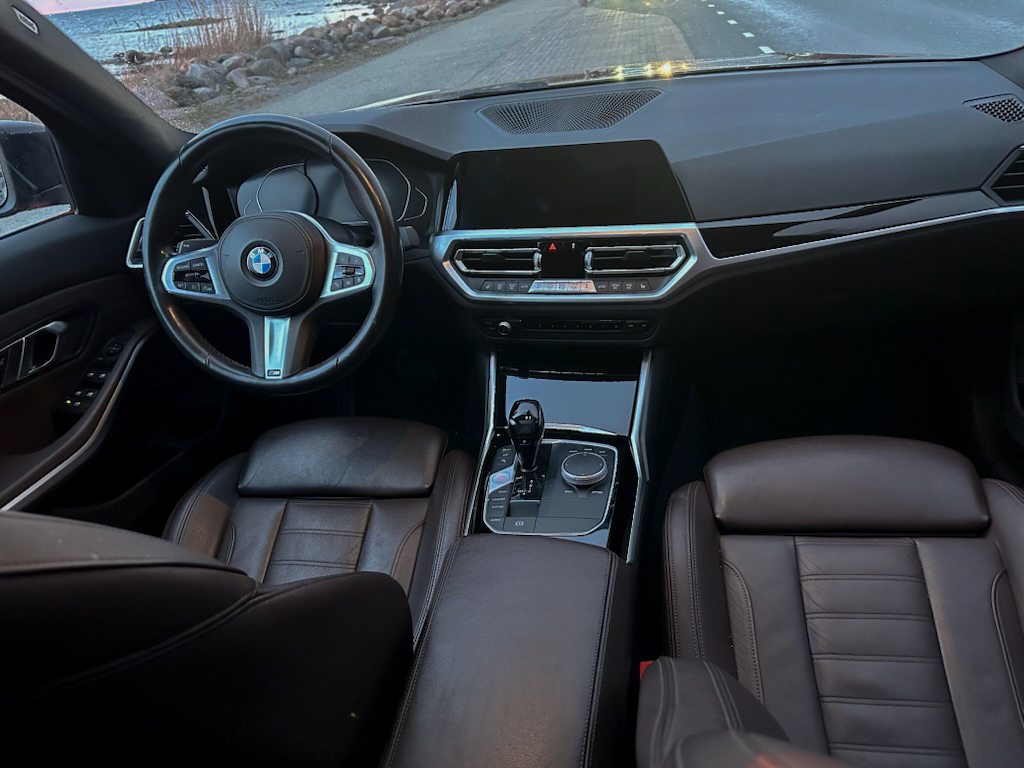 BMW 320 2020, photo 3/11