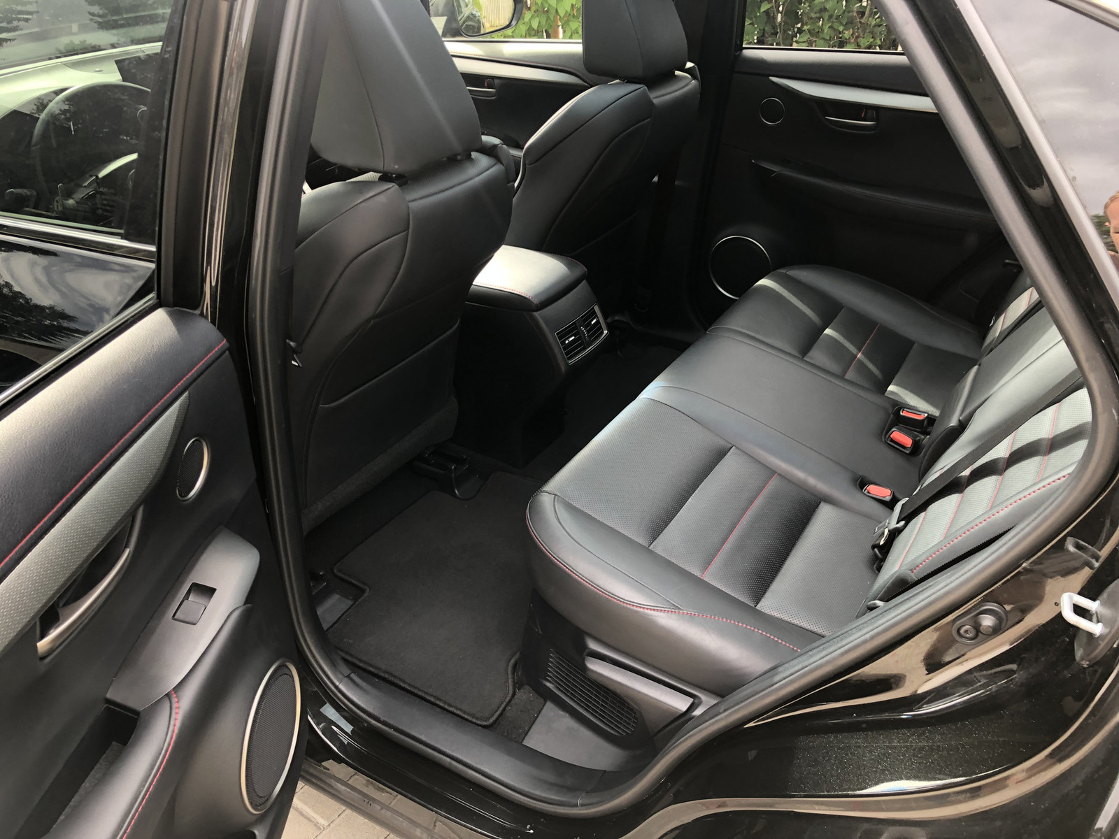 Lexus NX 300h 2014, photo 6/13